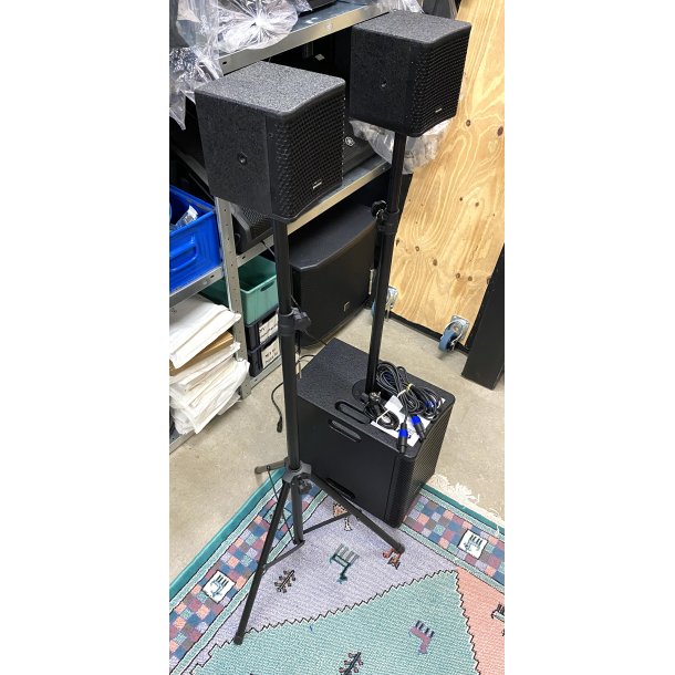 (USED) Thornton Venice Sub-10 + Sat-4 St, Black